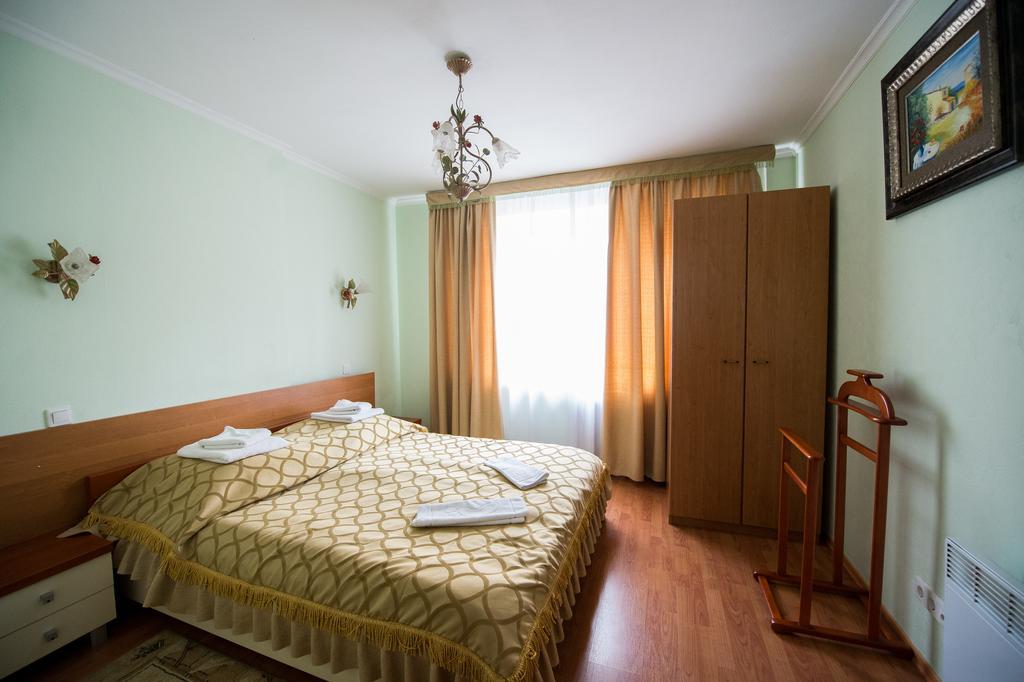 Predslava Hotel Kijev Szoba fotó